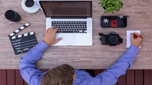 نشر الفيديوهات بانتظام لكي تصبح يوتيوبر ناجح